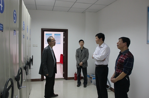 C:\Documents and Settings\Administrator\桌面\2.jpg