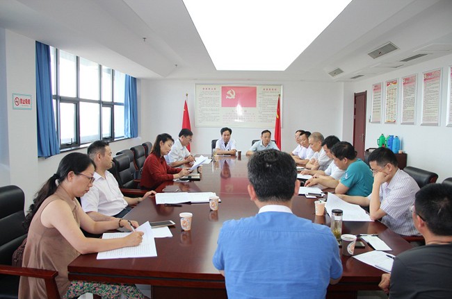 C:\Documents and Settings\Administrator\桌面\1.jpg